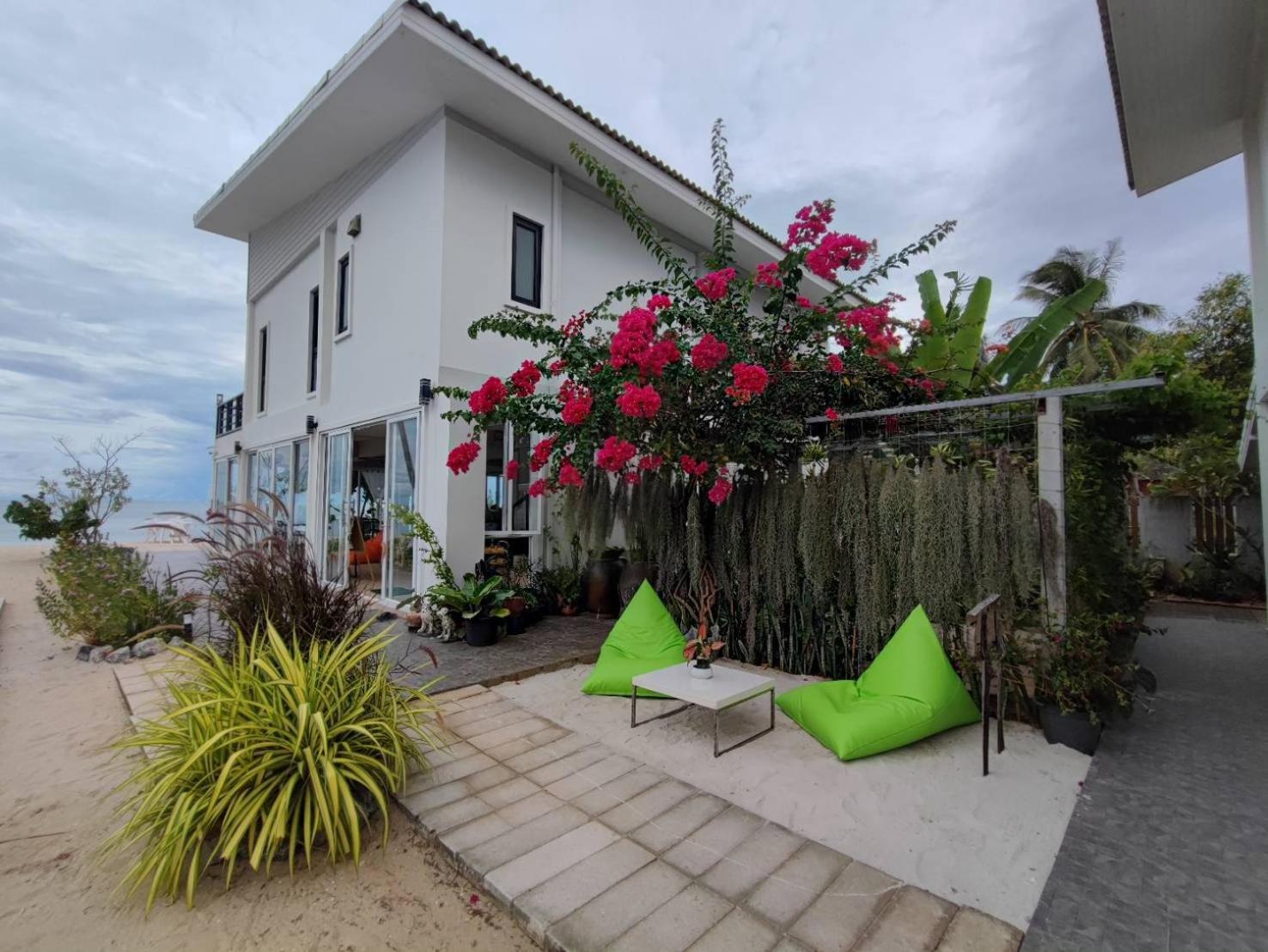 Cozy Khanom โคซี่ ขนอม Ban Na Dan  Exterior photo
