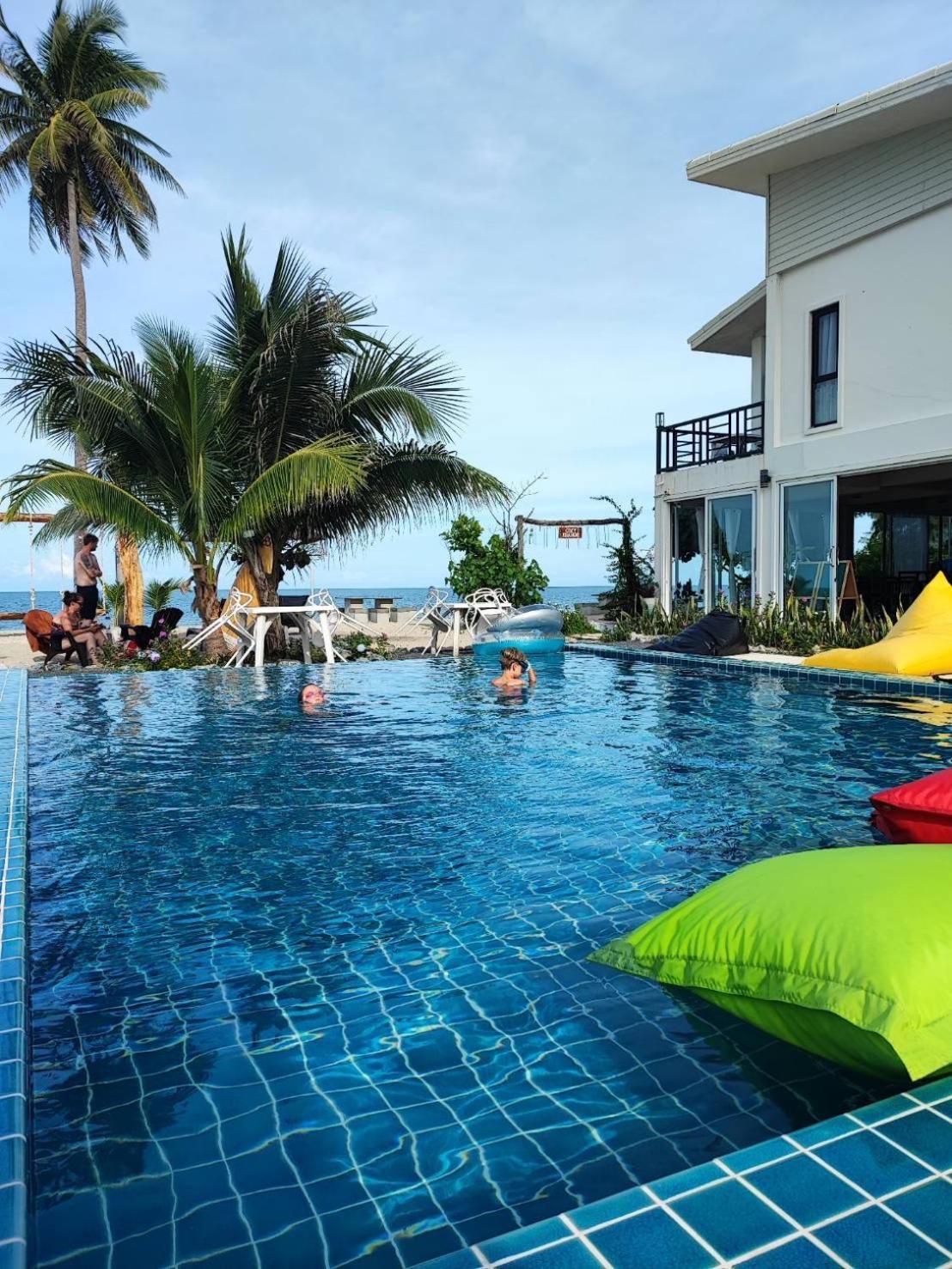 Cozy Khanom โคซี่ ขนอม Ban Na Dan  Exterior photo